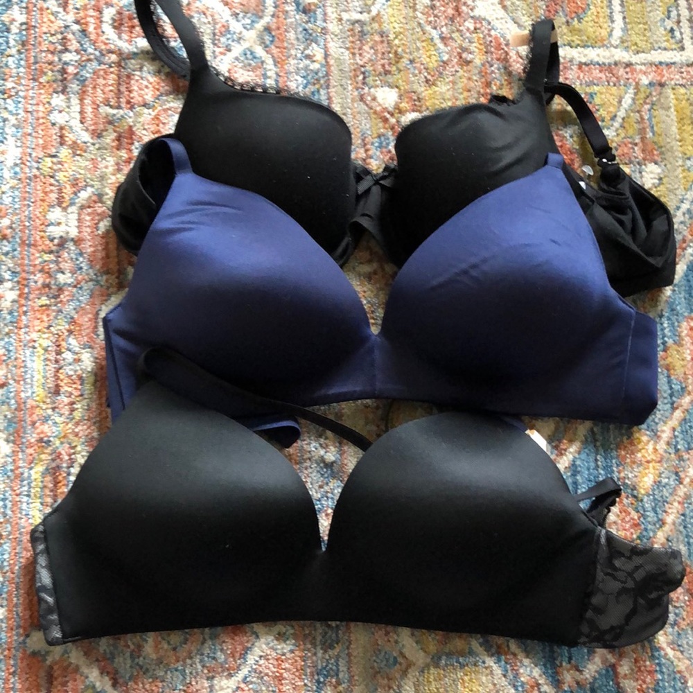 Gap bras size 36A